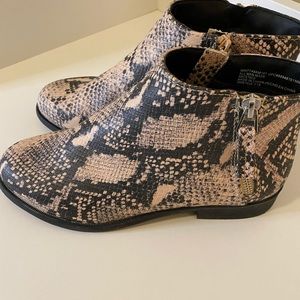 snake print boots size 8
